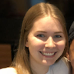 Meet your Posher, Alexandra